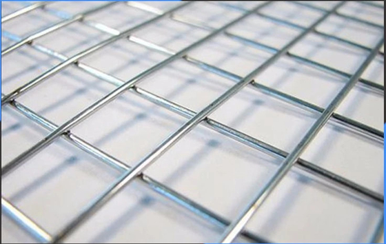 Stainless Welded Wire Mesh Panels 1/2'' Square Hole Shape , Solder Joints Strong