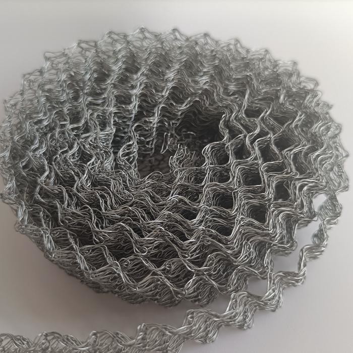 Q235 Galvanized Low Carbon Steel Wire Mesh 15mm Wide 0.25mm Knitted