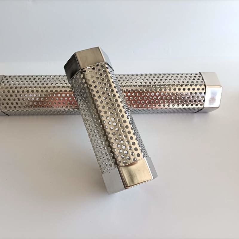 Um Gerador De Fumaça De Churrasco Hexagon Pellet Tube Smoker | MercadoLivre